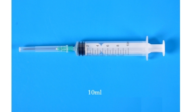 Sterile syringes for single use